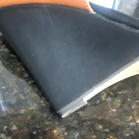 Pamela shoes 8.5 - Picture 4 of 8